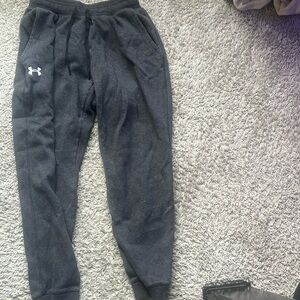 Under armor joggers size large